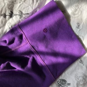Never worn Lululemon Leggings
